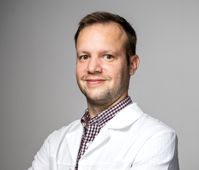 Dr. Kiss László PhD