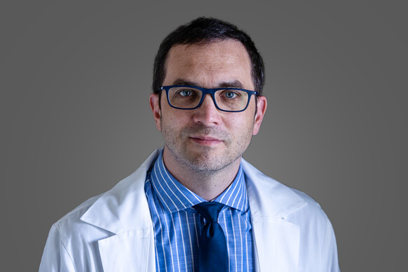 Dr. Lazáry Áron - gerincgyógyász, gerincsebész szakorvos