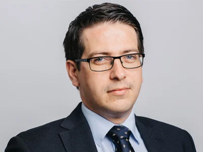 Péter Éltes MD, spine surgeon