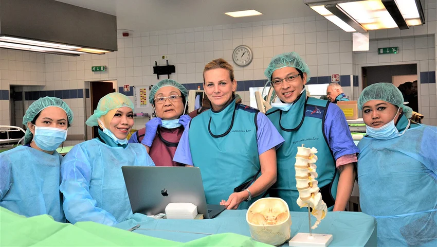 Dr. Kiss László PhD komplex fájdalomterápiás szakképesítést szerzett