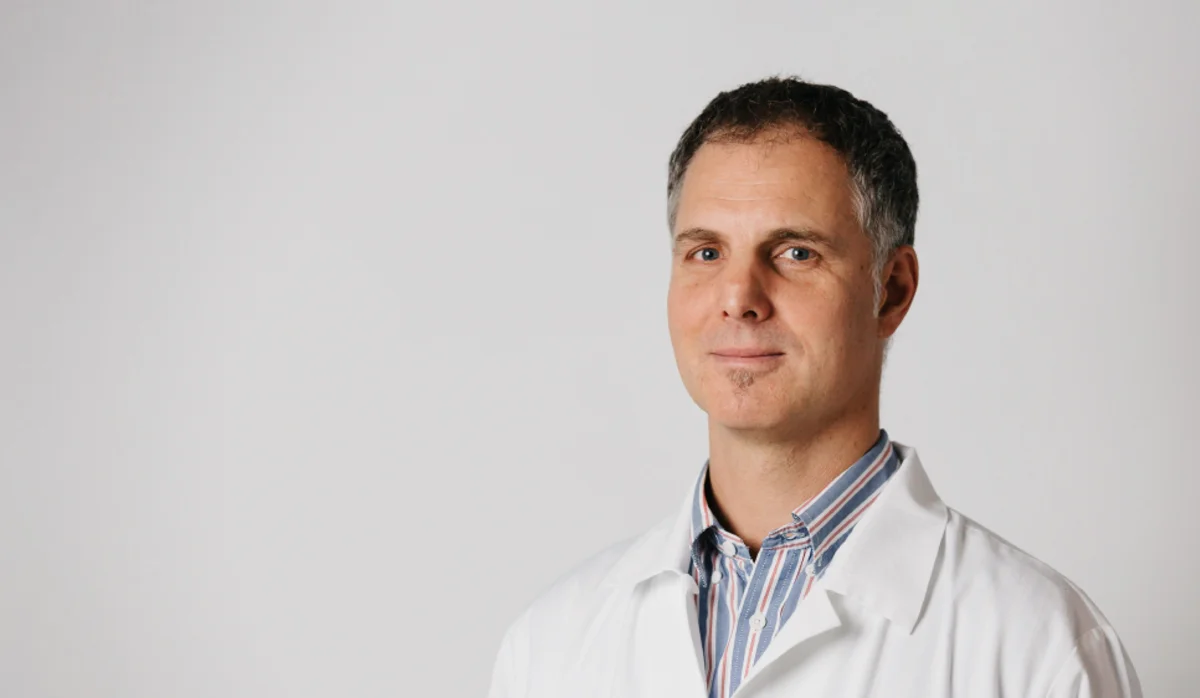 Interjú Dr. Rónai Márton gerincsebésszel