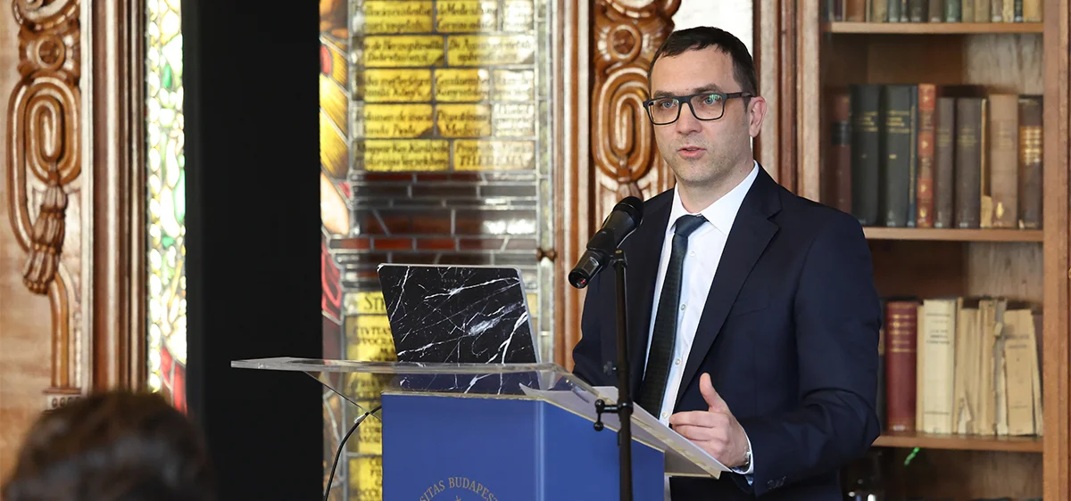 Dr. Lazáry Áron habilitáció